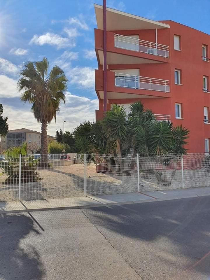 Logement Entier, Calme, Hyper Equipe Saint-Laurent-de-la-Salanque Kültér fotó